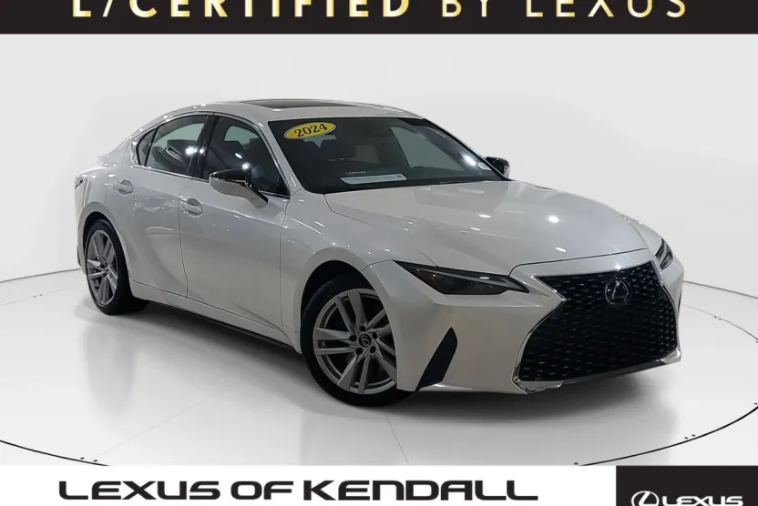2024 Lexus IS 300 photo 1