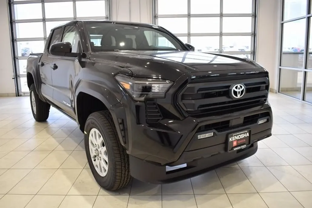 2025 Toyota Tacoma SR5 Double Cab photo 1