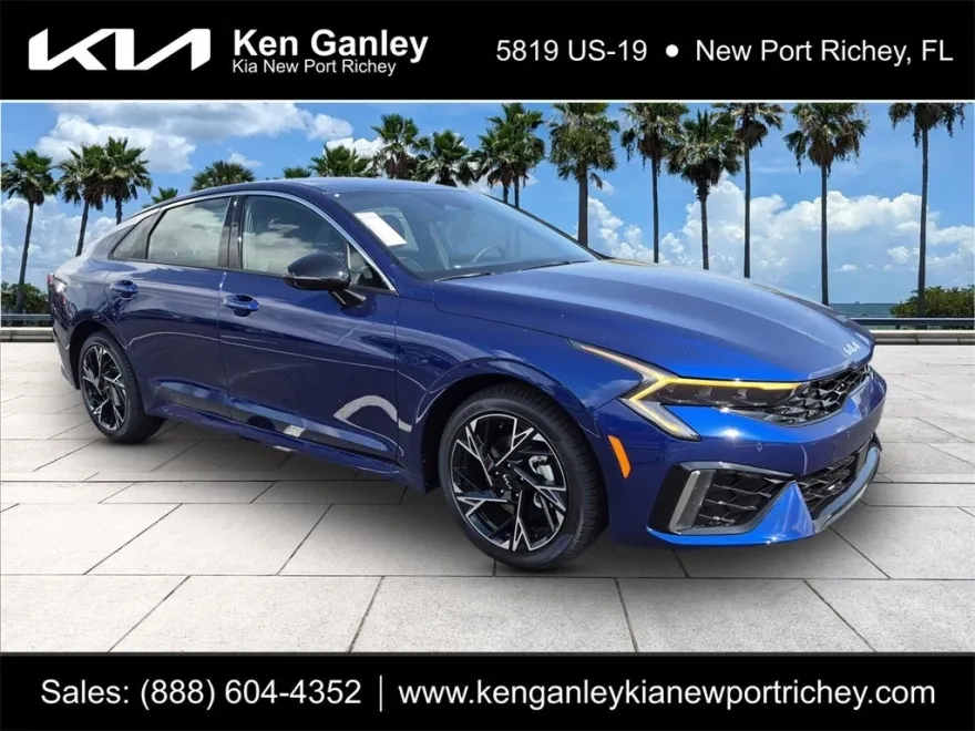 2025 Kia K5 GT-Line photo 1