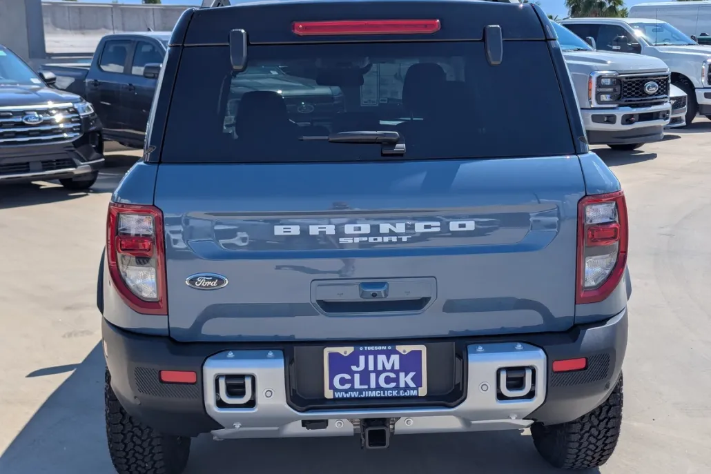 2025 Ford Bronco Sport Outer Banks photo 1