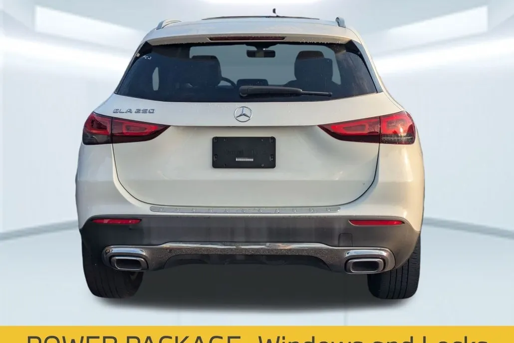 2021 Mercedes Benz GLA 250 photo 1