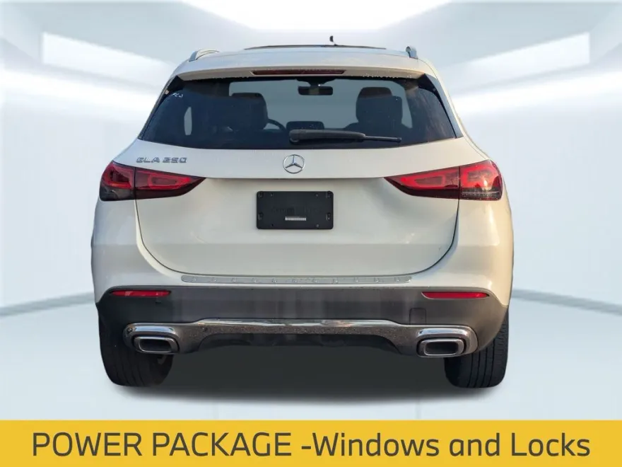 2021 Mercedes Benz GLA 250 photo 1