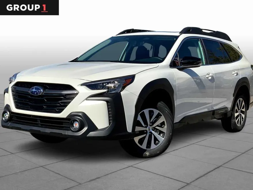2025 Subaru Outback Premium photo 1