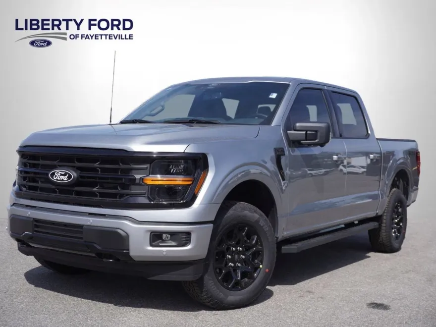 2025 Ford F-150 XLT photo 1