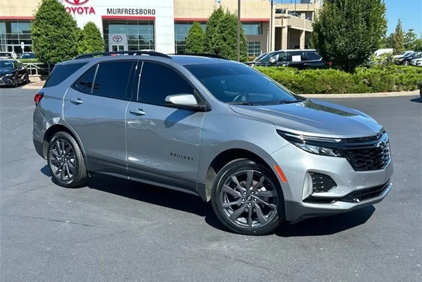 2024 Chevrolet Equinox RS photo 1