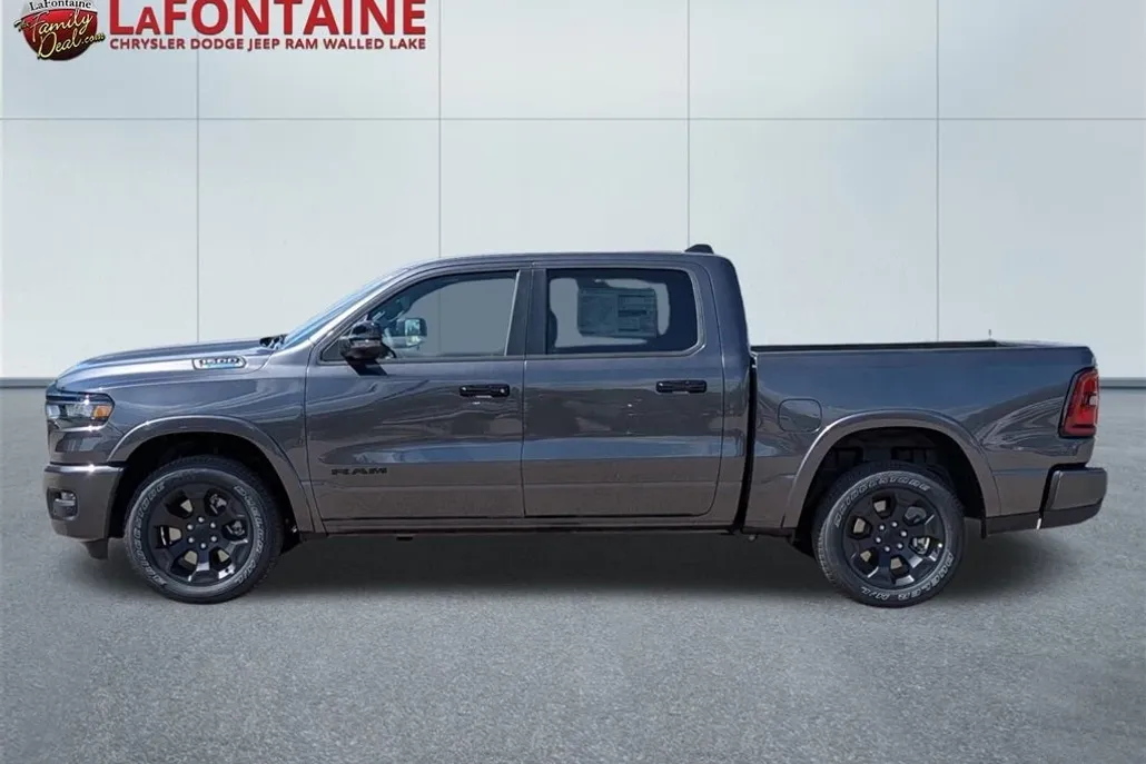 2025 Ram 1500 Big Horn photo 1