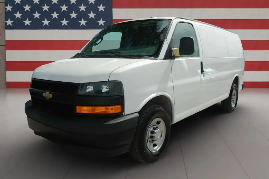2020 Chevrolet Express 2500 Cargo Van photo 1