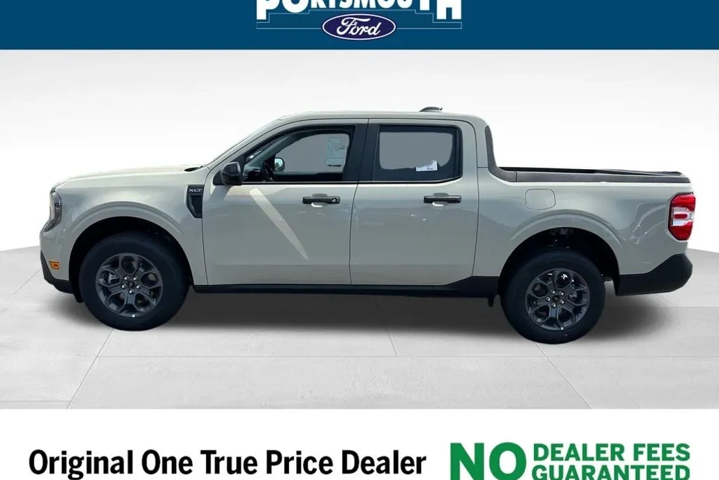 2025 Ford Maverick XLT photo 1