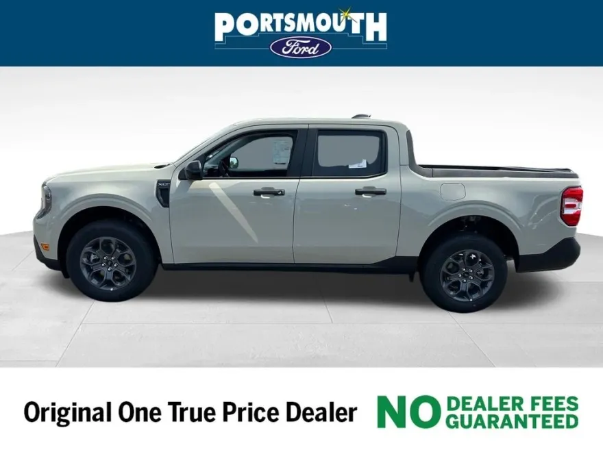 2025 Ford Maverick XLT photo 1