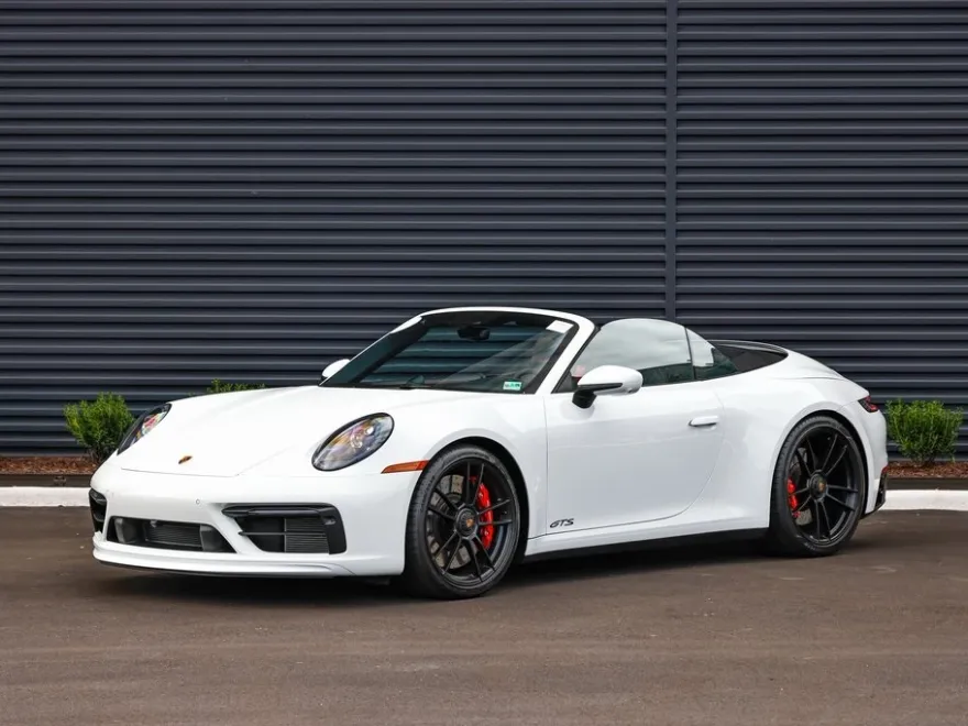 2023 Porsche 911 GTS photo 1