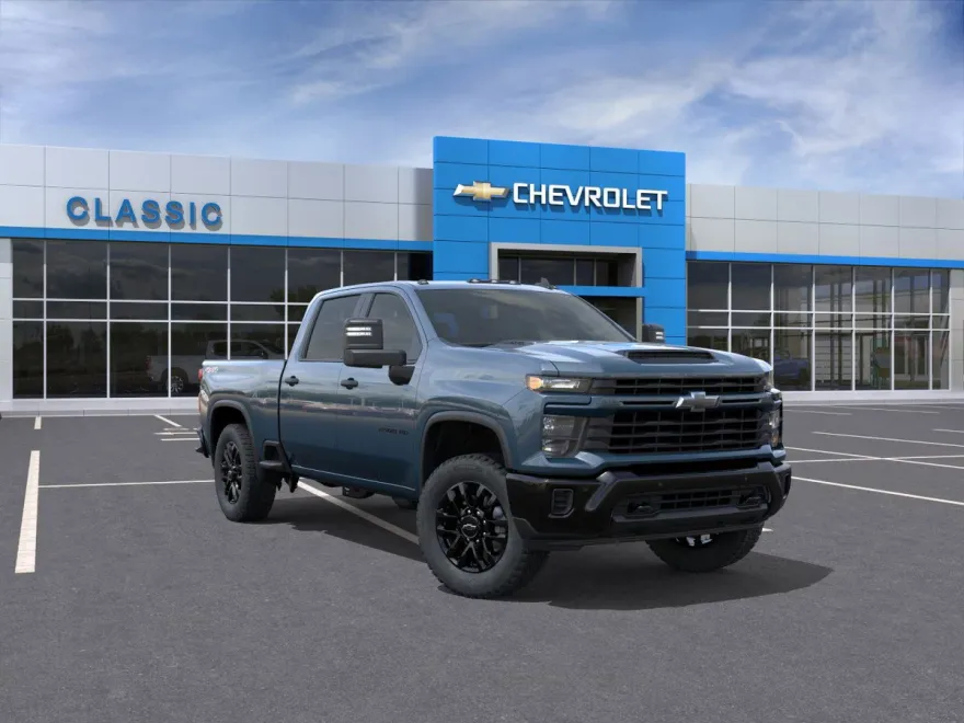 2026 Chevrolet Silverado 2500HD Custom photo 1