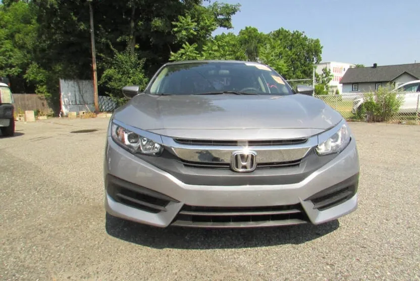 2017 Honda Civic LX photo 1