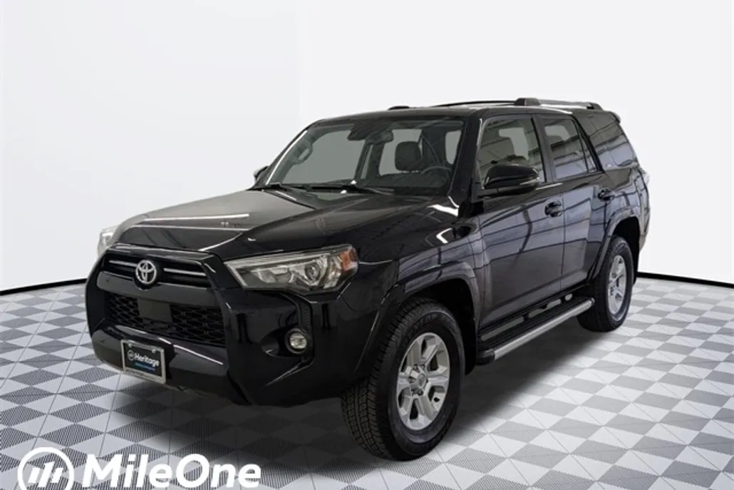 2022 Toyota 4Runner SR5 Premium photo 1