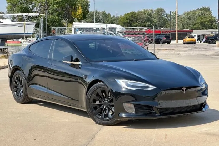2017 Tesla Model S 75D photo 1