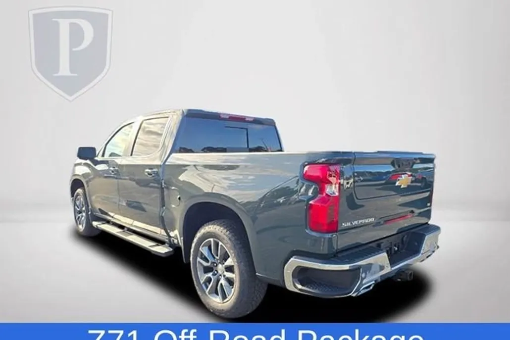 2026 Chevrolet Silverado 1500 LT photo 1
