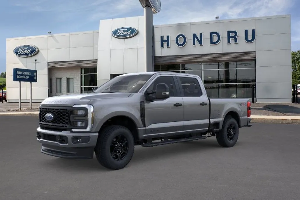 2025 Ford F-250 photo 1