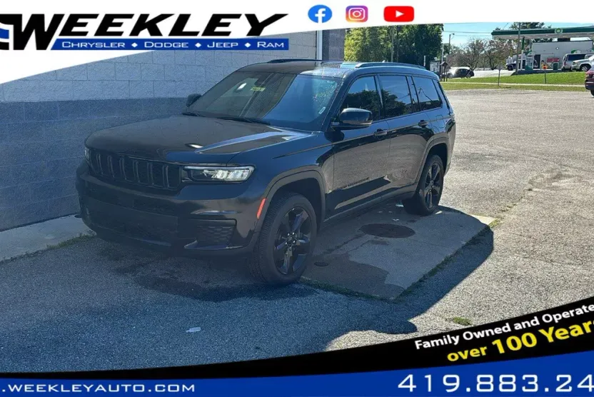 2023 Jeep Grand Cherokee Altitude photo 1