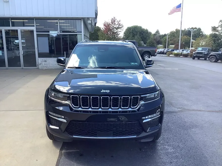2025 Jeep Grand Cherokee Limited photo 1