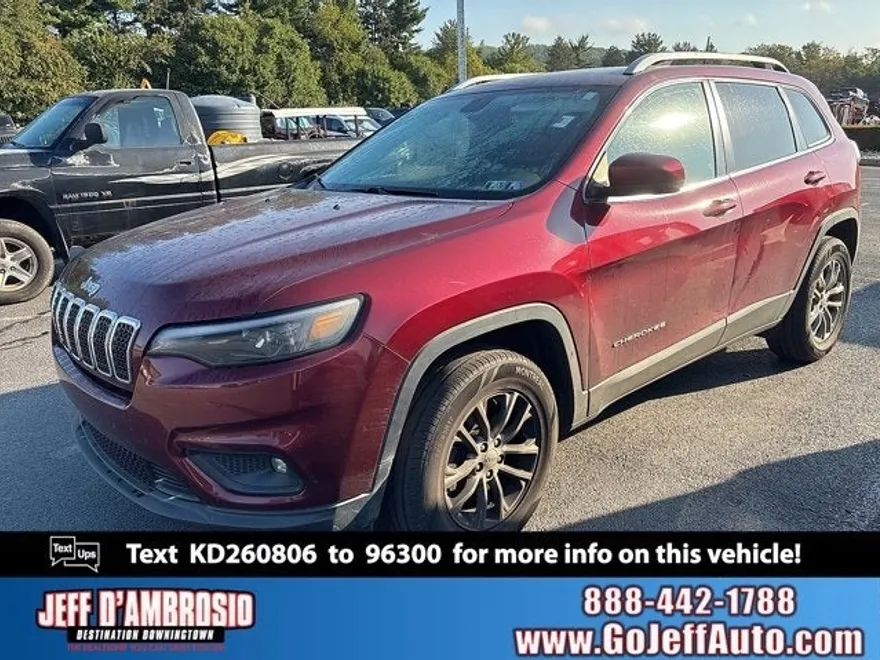 2019 Jeep Cherokee Latitude photo 1