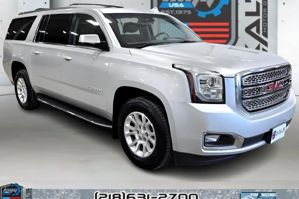 2017 Gmc Yukon XL SLT photo 1