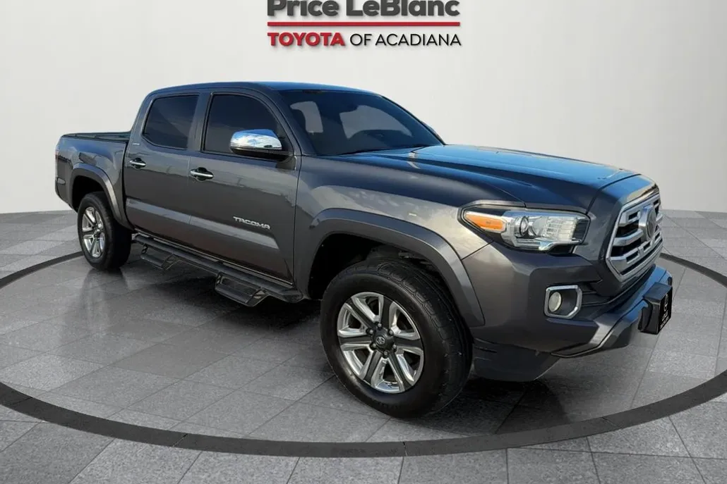 2019 Toyota Tacoma Limited photo 1