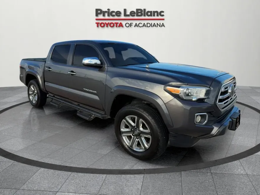 2019 Toyota Tacoma Limited photo 1