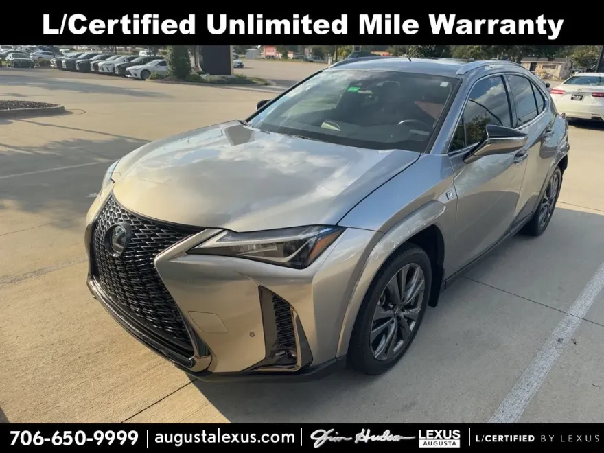 2022 Lexus UX 200 F SPORT photo 1