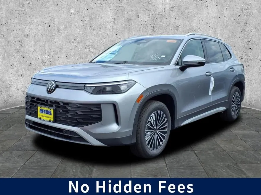 2025 Volkswagen Tiguan S photo 1
