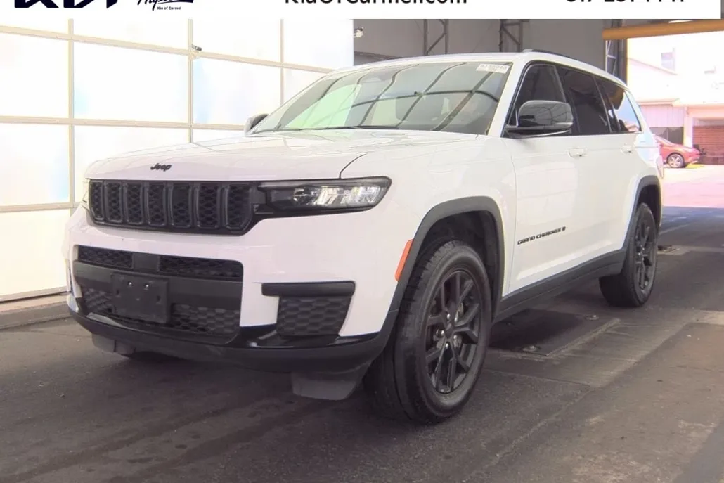 2024 Jeep Grand Cherokee Altitude photo 1