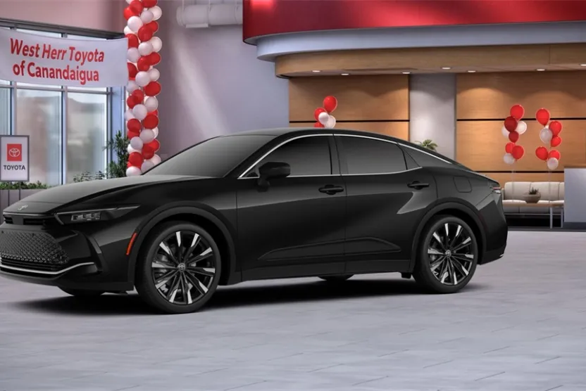 2025 Toyota Crown Platinum photo 1