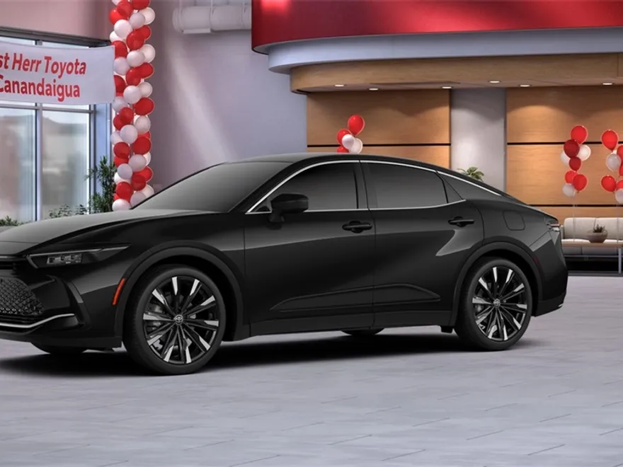 2025 Toyota Crown Platinum photo 1