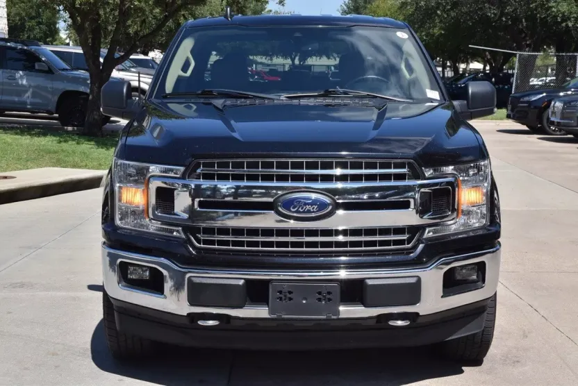 2020 Ford F-150 XLT photo 1