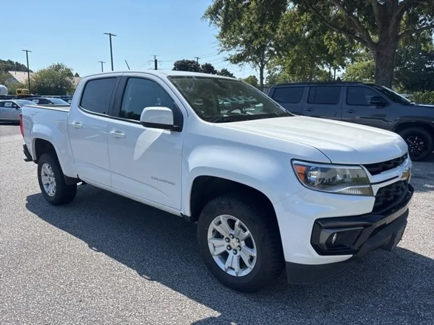 2022 Chevrolet Colorado LT photo 1