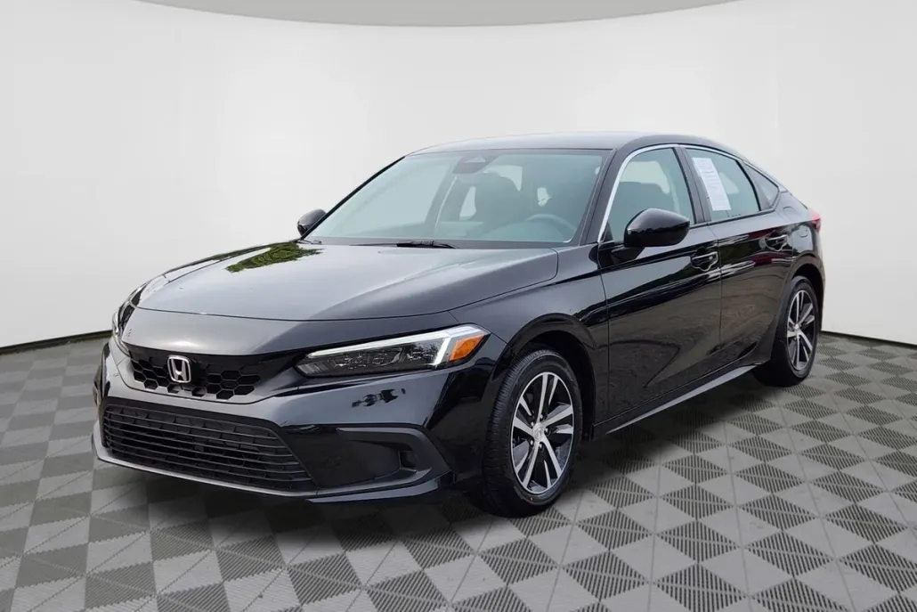 2022 Honda Civic LX Hatchback photo 1