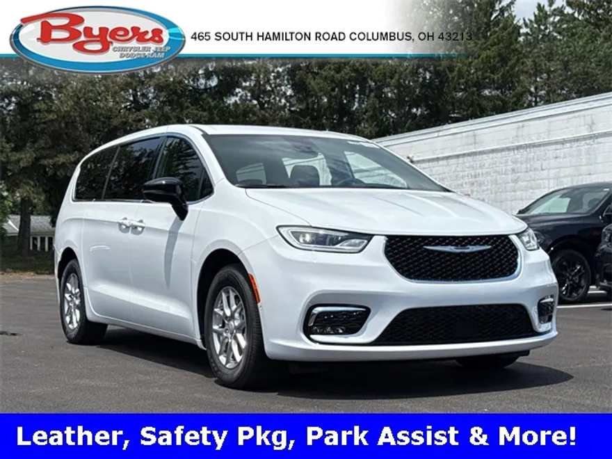 2025 Chrysler Pacifica photo 1