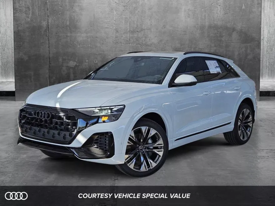 2025 Audi Q8 55 Premium photo 1
