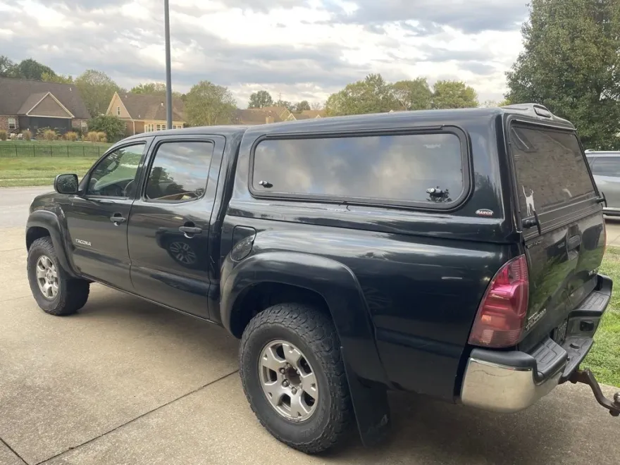 2008 Toyota Tacoma V6 4x4 photo 1