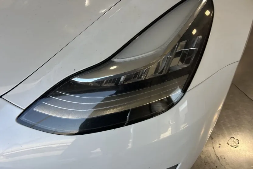2020 Tesla Model 3 photo 1