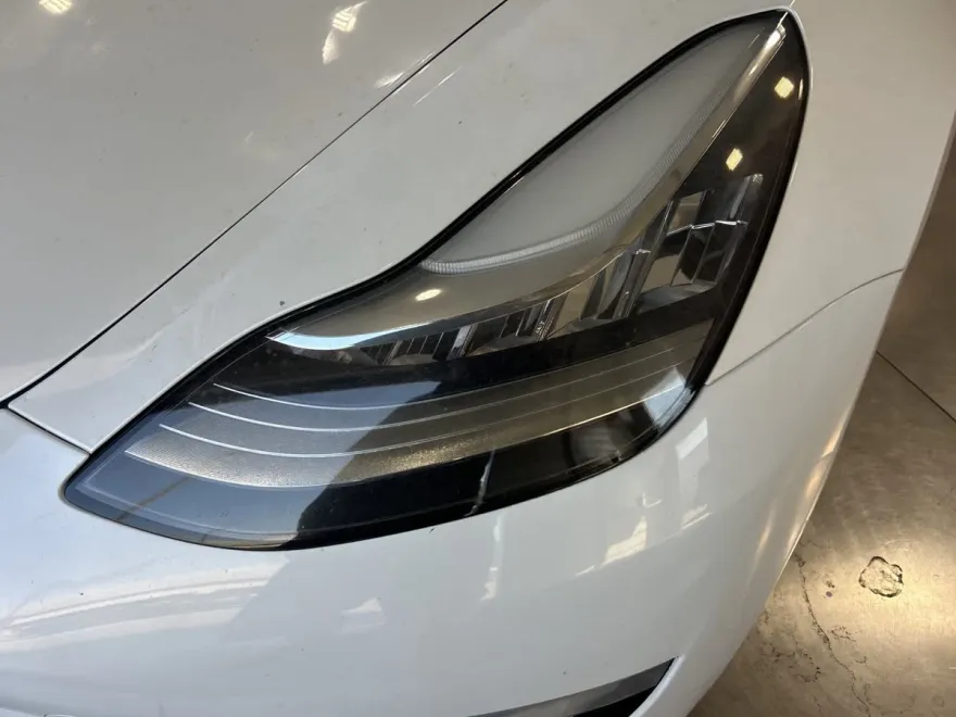 2020 Tesla Model 3 photo 1