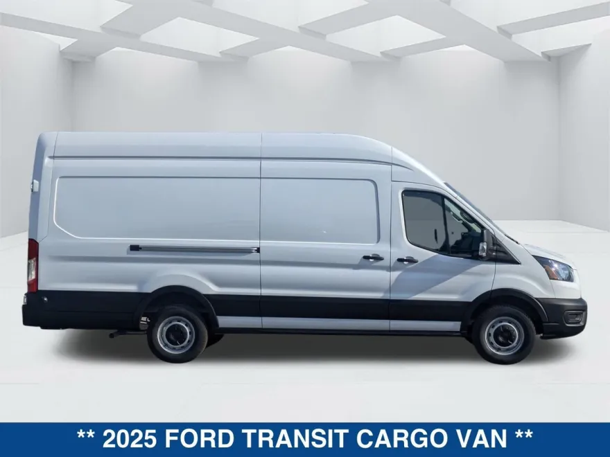 2025 Ford Transit Cargo Van photo 1