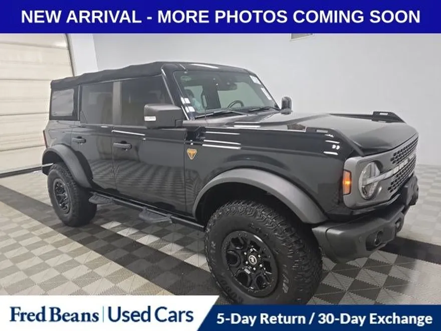 2022 Ford Bronco Badlands photo 1
