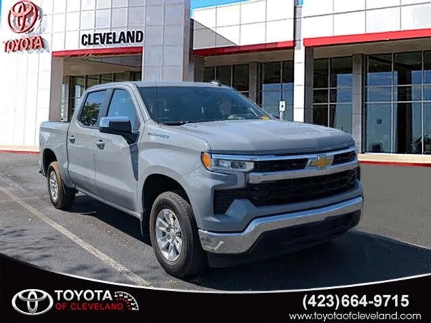 2024 Chevrolet Silverado 1500 LT photo 1