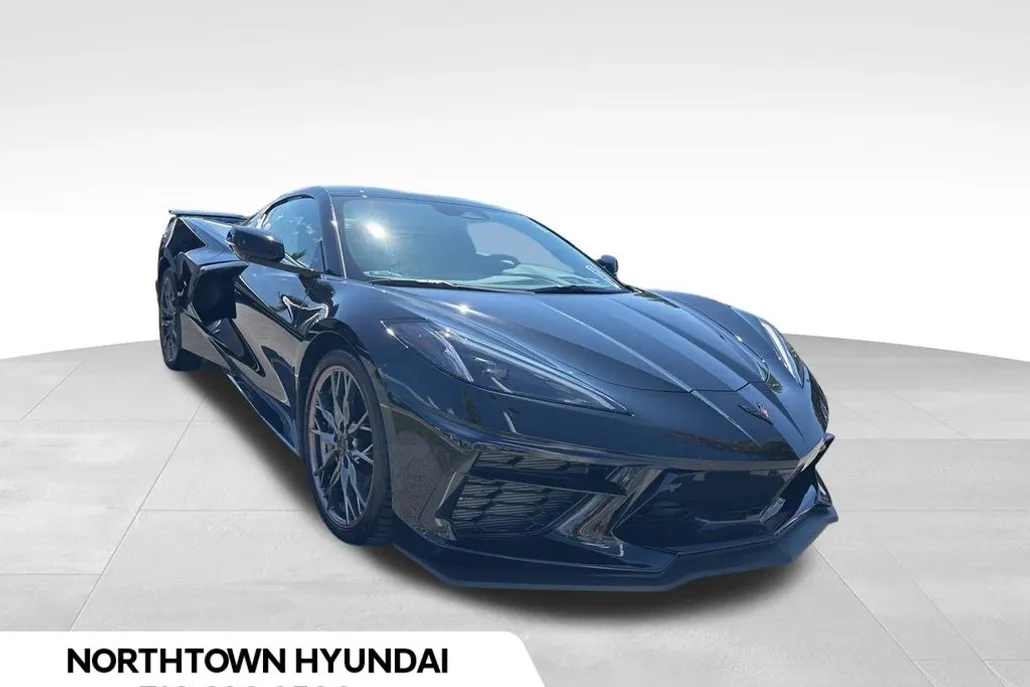 2025 Chevrolet Corvette Stingray 2LT photo 1