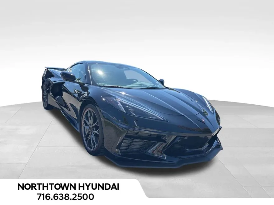 2025 Chevrolet Corvette Stingray 2LT photo 1