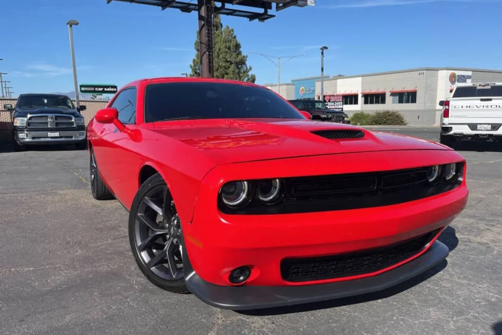 2020 Dodge Challenger R/T photo 1
