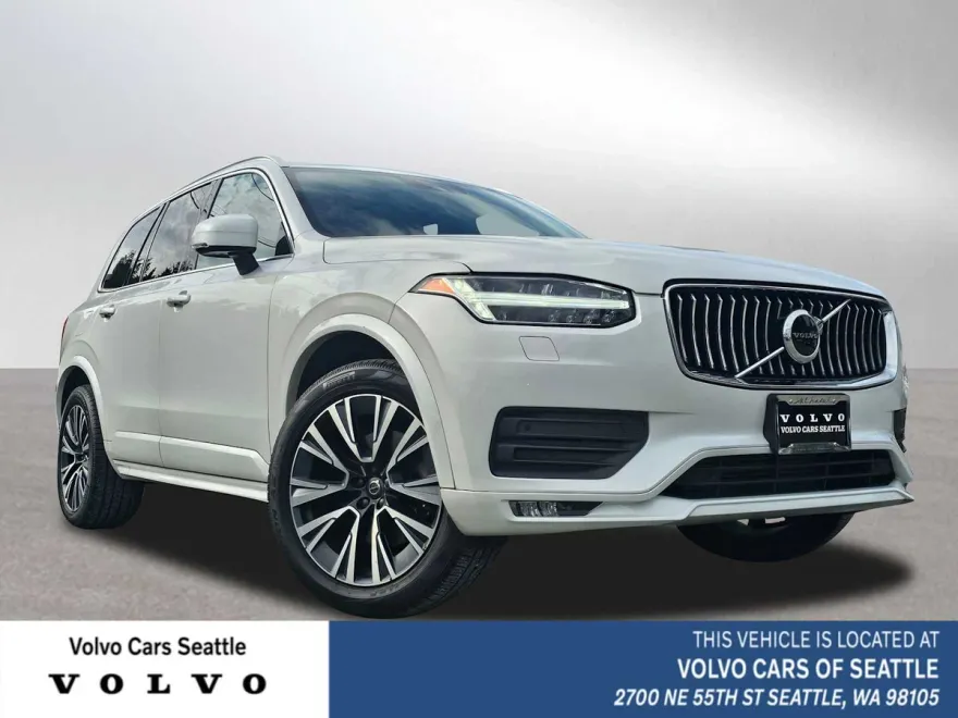 2022 Volvo XC90 T5 AWD Momentum photo 1