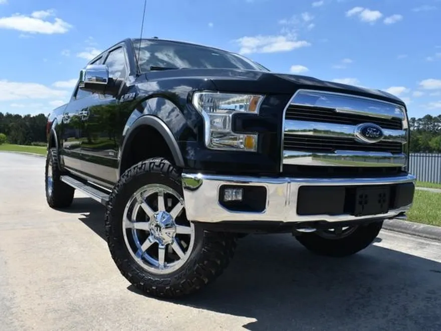 2016 Ford F-150 Lariat photo 1