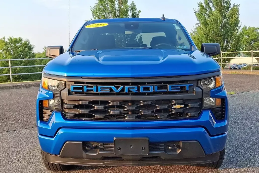 2022 Chevrolet Silverado 1500 Custom photo 1