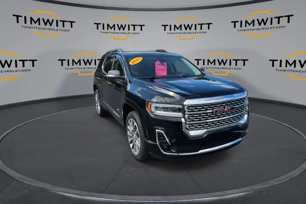 2023 Gmc Acadia Denali photo 1