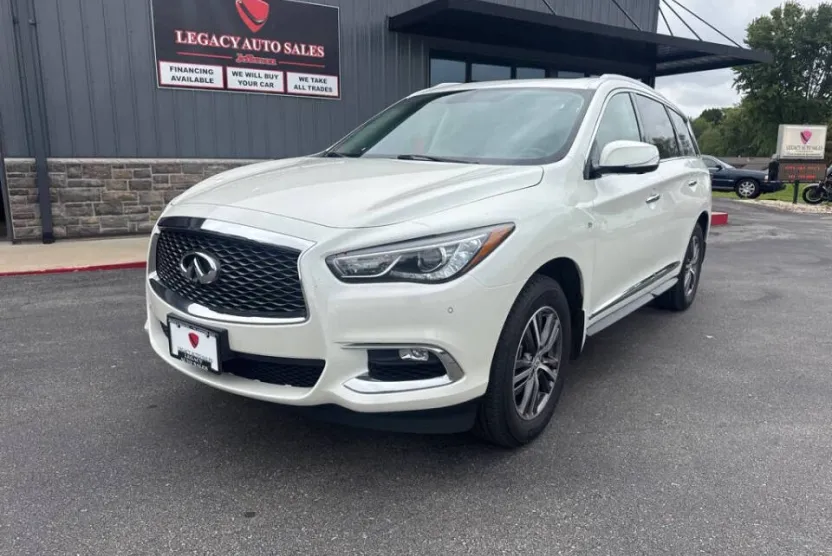 2017 Infiniti QX60 Base photo 1